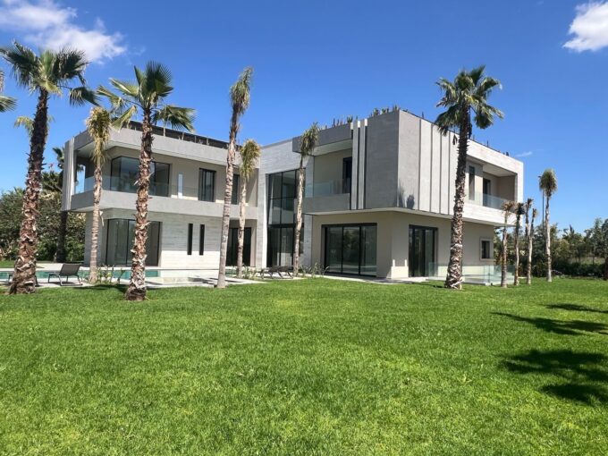 rte ourika Villa de luxe à vendre Marrakech – 1400 m² habitables proche golfs et centre-ville