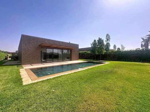 Villa contemporaine de plain-pied avec piscine privée – Route de l’Ourika