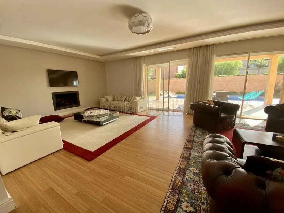 Villa 600 m² à vendre à Marrakech – 10 000 000 DH — photo 1