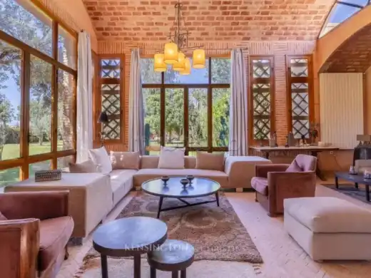 Villa 9 chambres à vendre à Marrakech – 3 600 000 DH — photo 2
